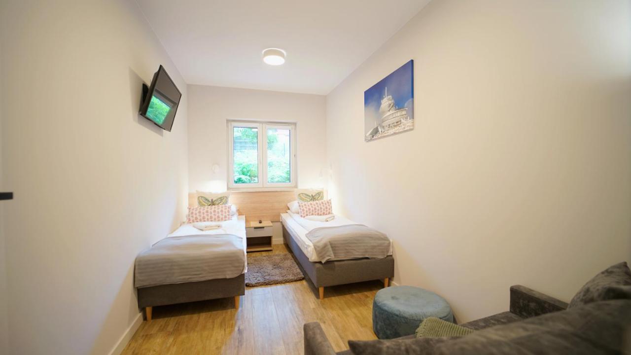Apartamenty Everysky - Slowackiego 5A-B カルパッチ エクステリア 写真