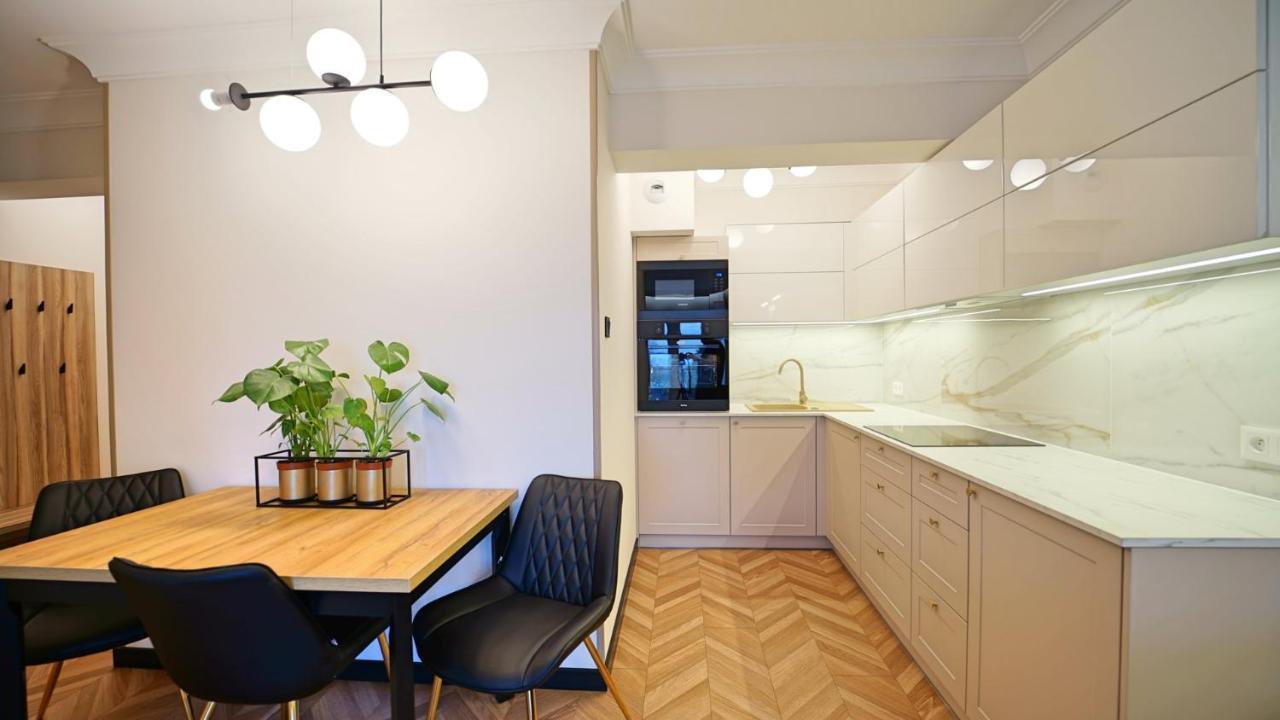 Apartamenty Everysky - Slowackiego 5A-B カルパッチ エクステリア 写真